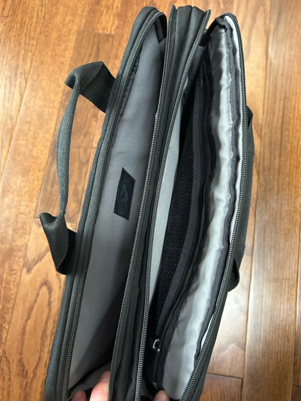 Wenger SwissGear laptop briefcase Deluxe Computer Slim Case